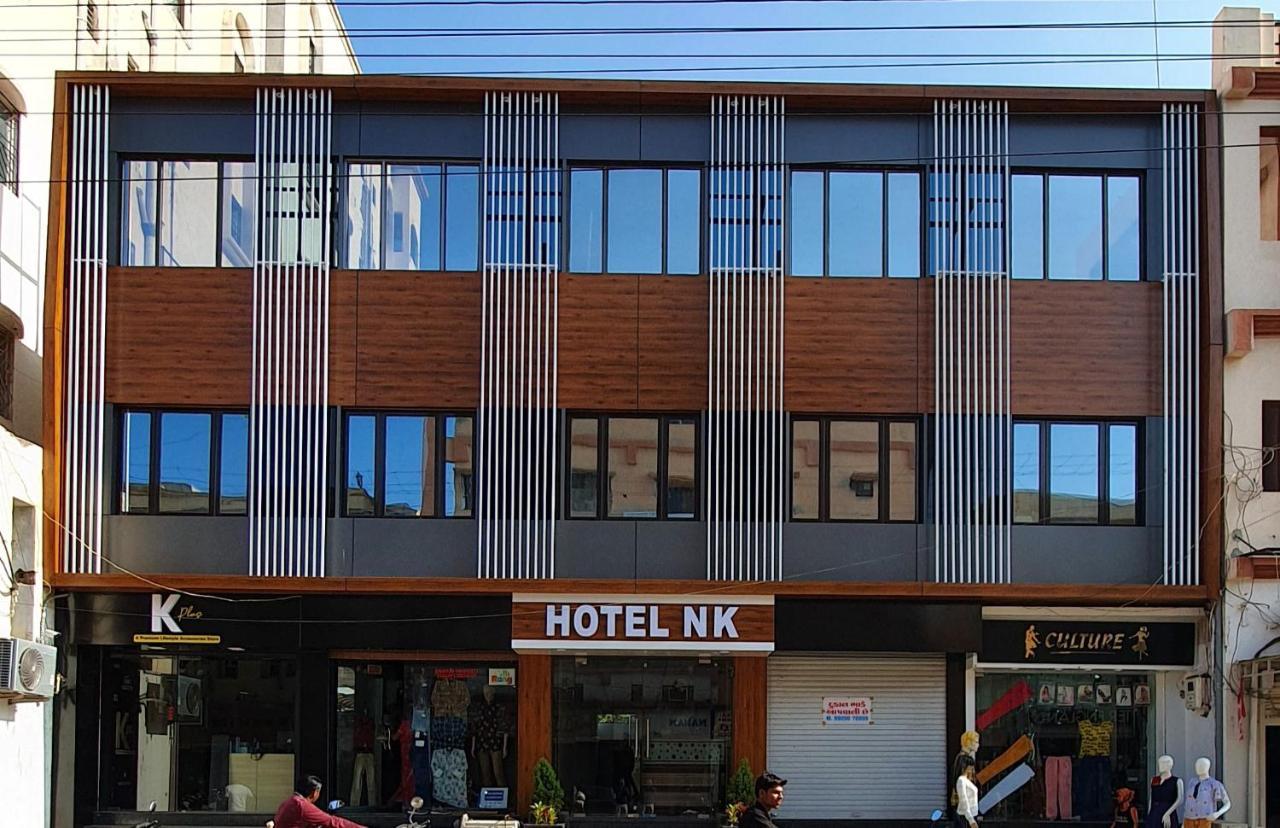 Hotel N K Bhuj Bagian luar foto